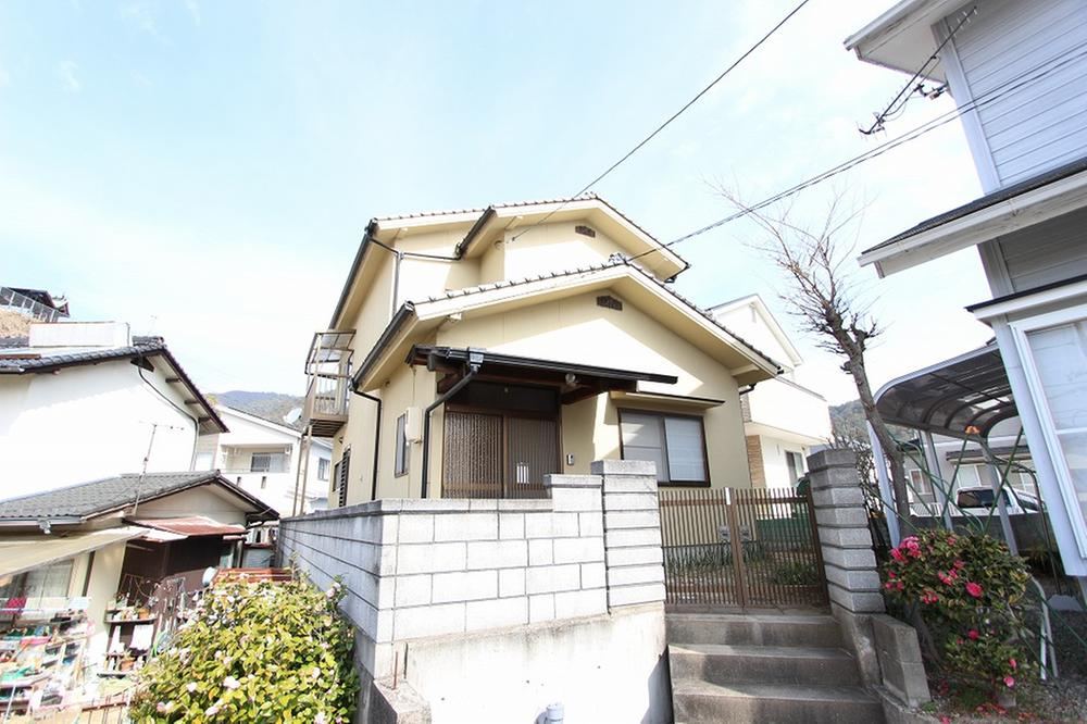 4LDK house in Asakita Ward, Hiroshima - Photo 1