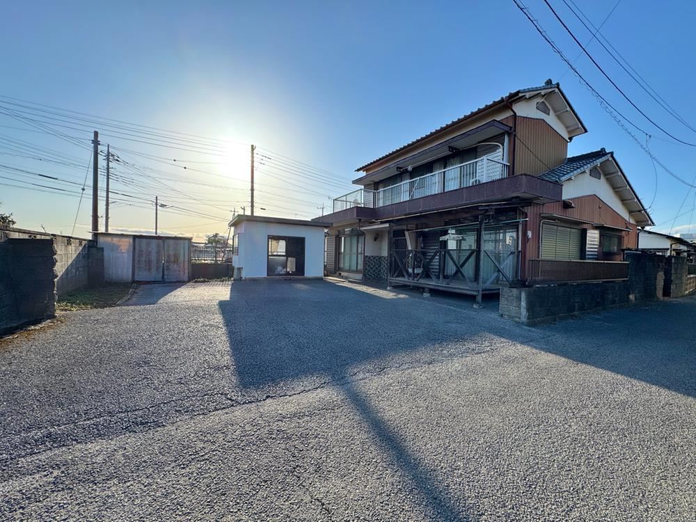 255 m² land in Tatebayashi, Gunma - Photo 1