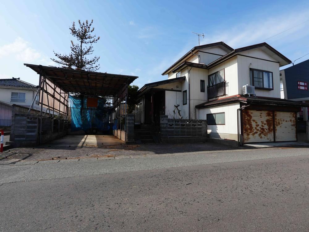 Land Outside Tsunami Hazard Area in Sakata City - Photo 1