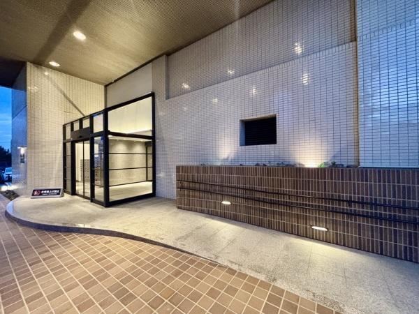 3LDK apartment in Nisshin, Aichi - Photo 1