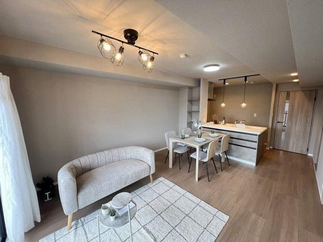 2LDK+S apartment in Saeki Ward, Hiroshima - Photo 1