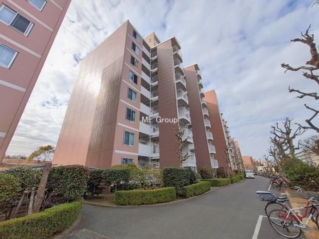 Spacious 3LDK Apartment in Shin-Matsudo - Photo 1