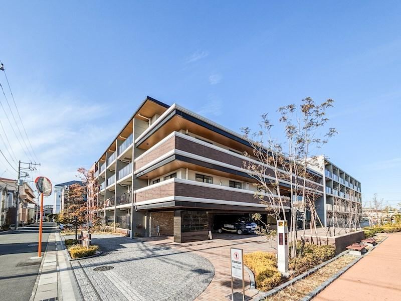 Senior-Friendly 1LDK Apartment Built in 2020 - Photo 1