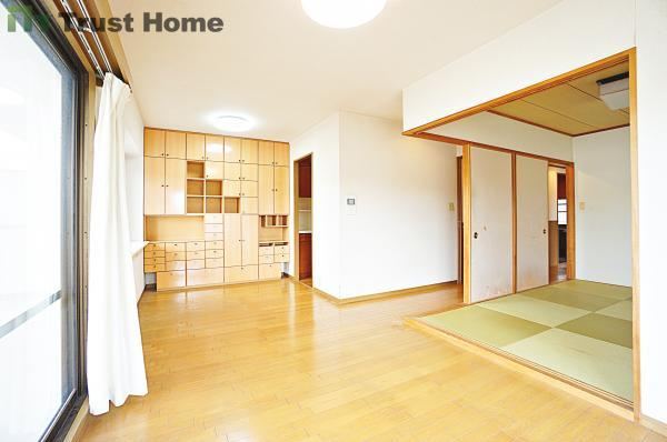 3LDK apartment in Suma Ward, Kobe, Hyogo - Photo 1