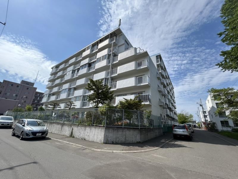 1LDK apartment in Toyohira Ward, Sapporo, Hokkaido - Photo 1