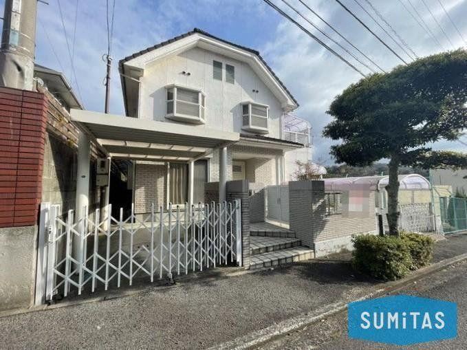 6LDK house in Matsuyama, Ehime - Photo 1
