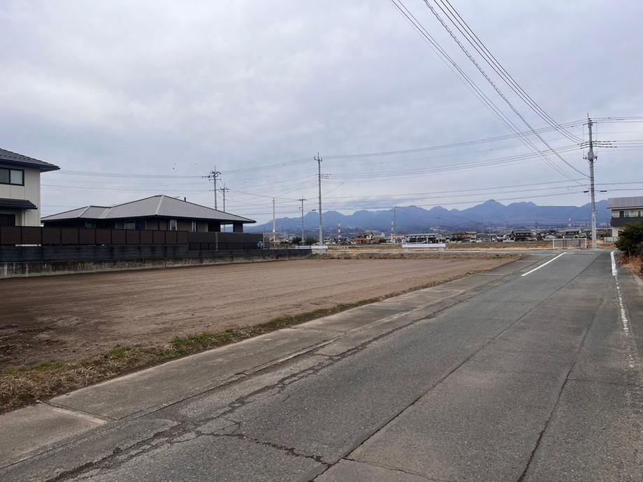 785 m² land in Takasaki, Gunma - Photo 1