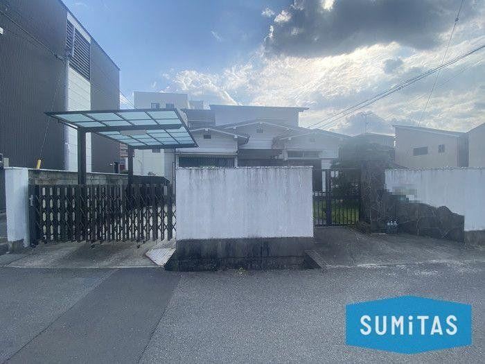 5DK house in Matsuyama, Ehime - Photo 1
