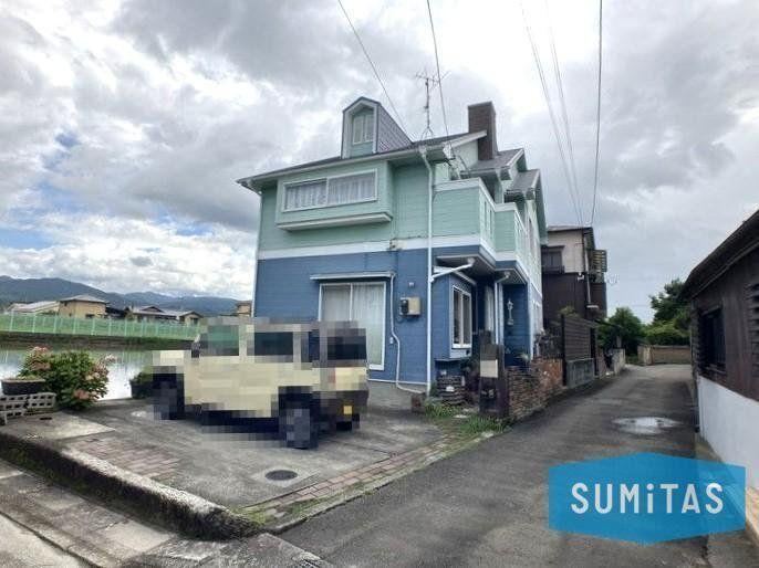 4LDK house in Matsuyama, Ehime - Photo 1