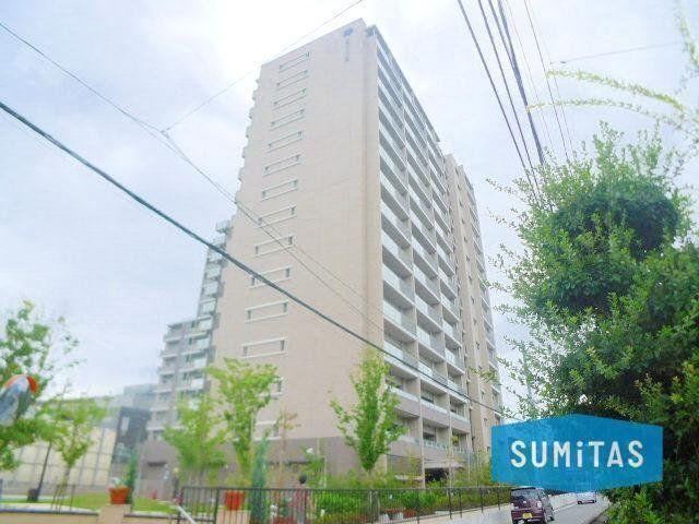 3LDK apartment in Matsuyama, Ehime - Photo 1