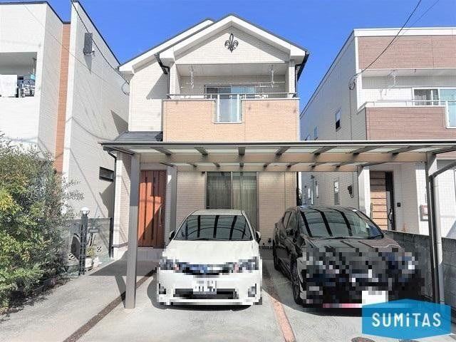 4LDK house in Matsuyama, Ehime - Photo 1
