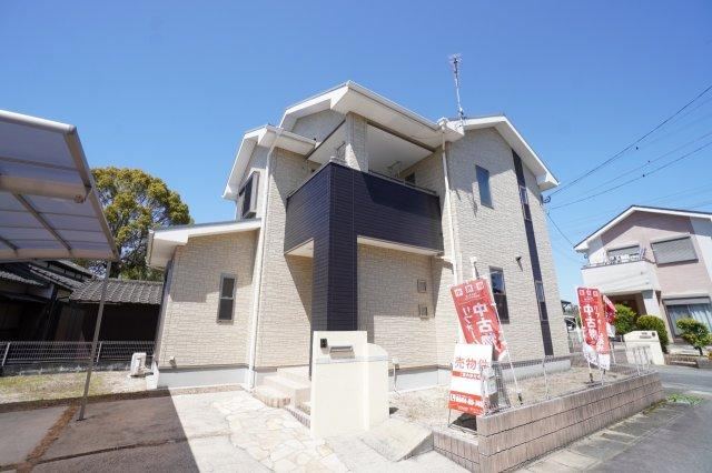 4LDK house in Yame, Fukuoka - Photo 1