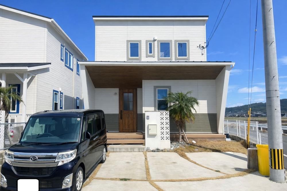 3LDK house in Fukutsu, Fukuoka - Photo 1
