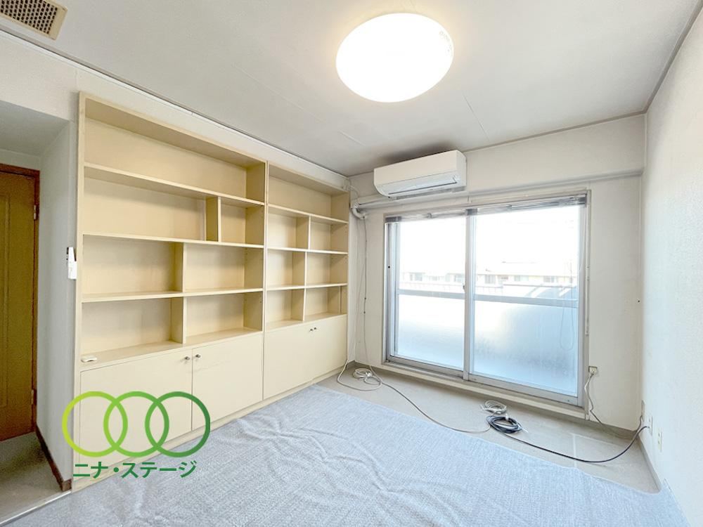 Available for Immediate Viewing: Spacious 2LDK Apartment - Photo 1