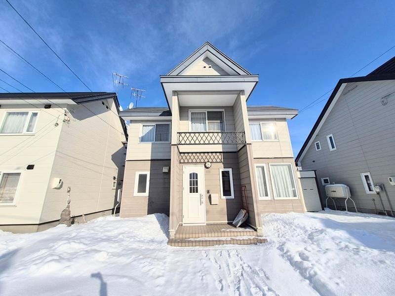 Charming 4LDK House in Toyooka - Photo 1