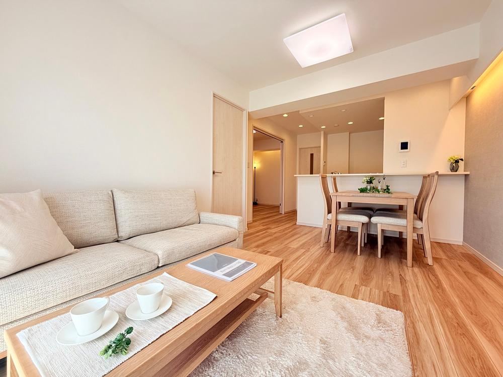 3LDK Apartment Near Kikuna Station with Viewing Event - Photo 1