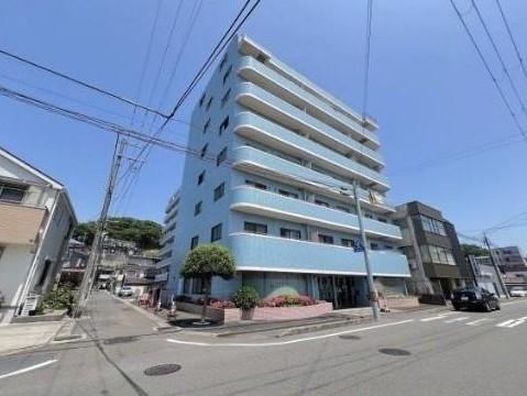Versatile 3DK Apartment in Ojima - Photo 1
