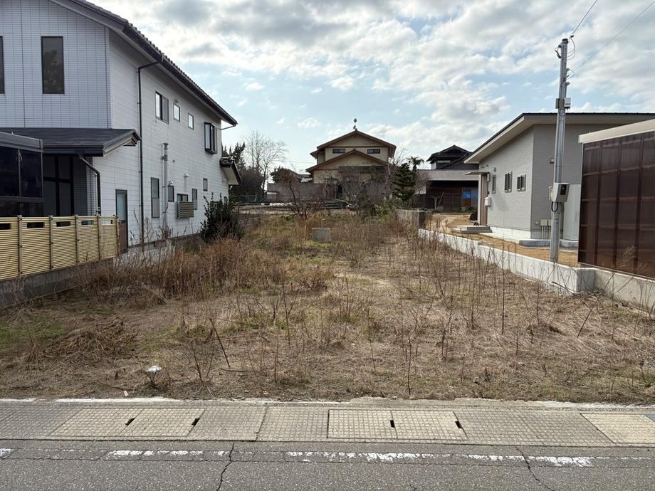 343 m² land in Shika, Hakui District, Ishikawa - Photo 1
