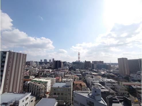 Bright 3LDK Apartment in Urawa - Photo 1