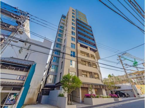 studio apartment in Shinjuku Ward, Tokyo - Photo 1