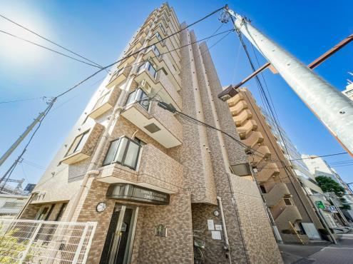 1LDK Apartment with Walk-In Closet in Ikebukuro - Photo 1