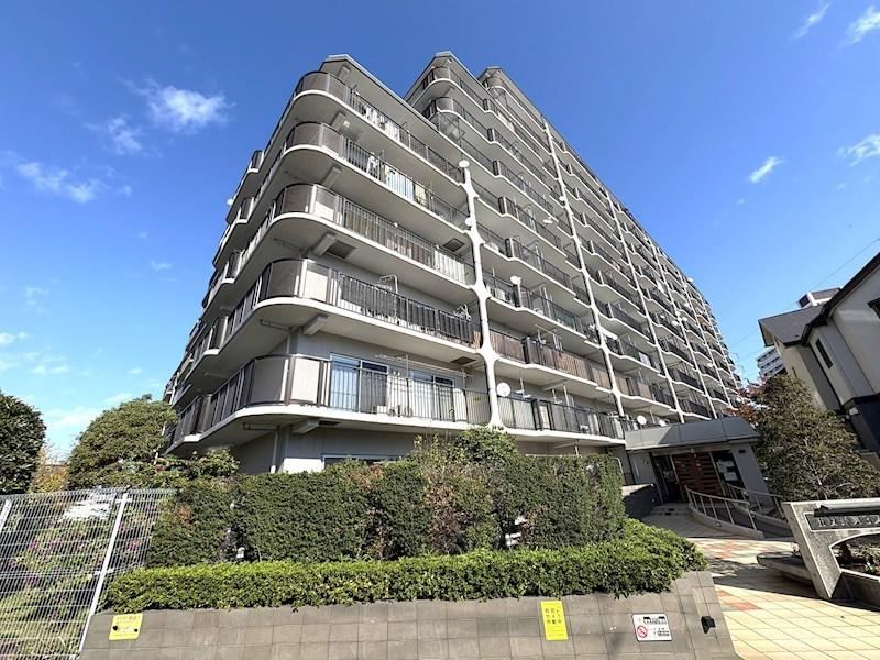 Direct Sale Property with Flexible Viewing Options - Photo 1