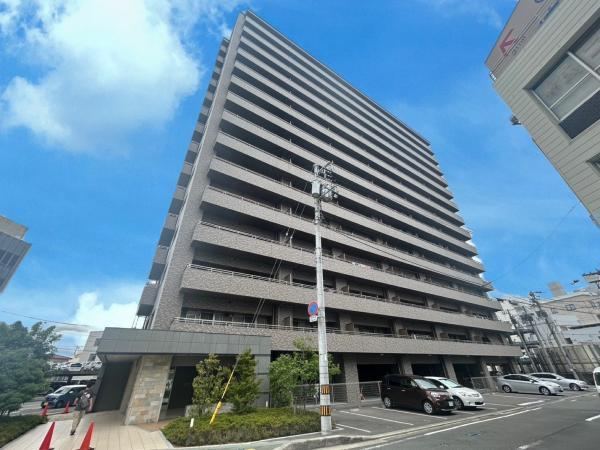 2LDK apartment in Tokushima, Tokushima - Photo 1
