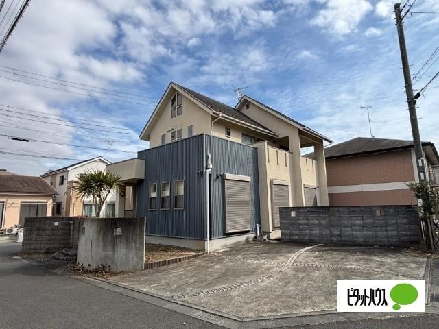 3LDK house in Hiratsuka, Kanagawa - Photo 1
