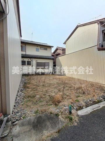64 m² land in Gifu, Gifu - Photo 1