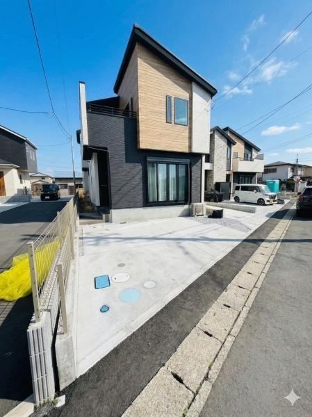 Newly Built 4LDK House in Hiratsuka - Photo 1