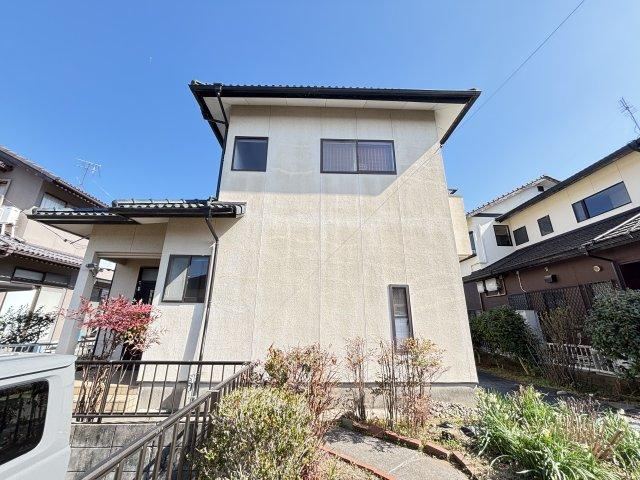 4LDK house in Mashiki, Kamimashiki District, Kumamoto - Photo 1