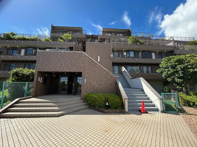 2LDK Maisonette with Large 22 sqm Balcony for Pet Lovers - Photo 1