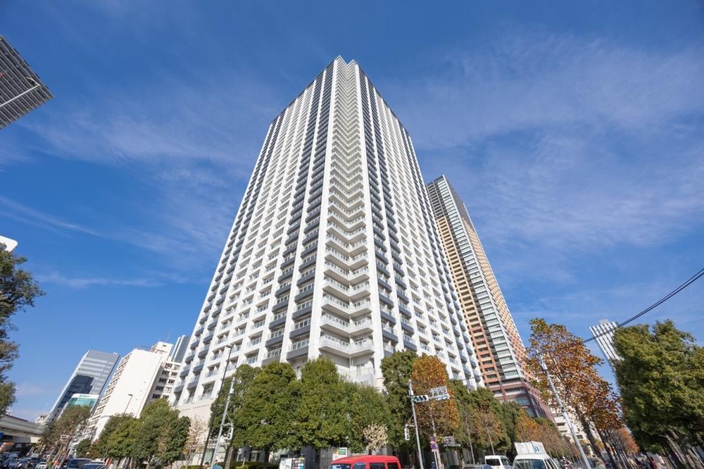 2LDK apartment in Toshima Ward, Tokyo - Photo 1