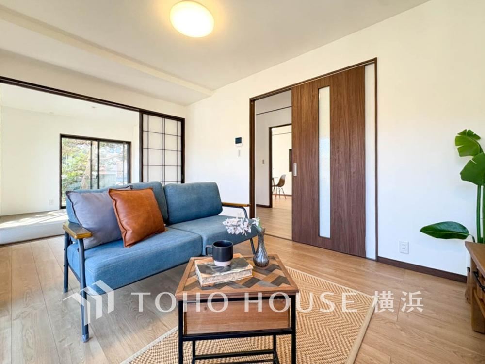 Modern 4LDK House with Garage in Asahi, Yokohama - Photo 1