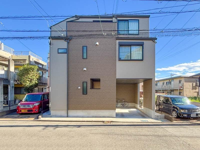 Custom-Built 2LDK+2S House in Aoto-cho - Photo 1