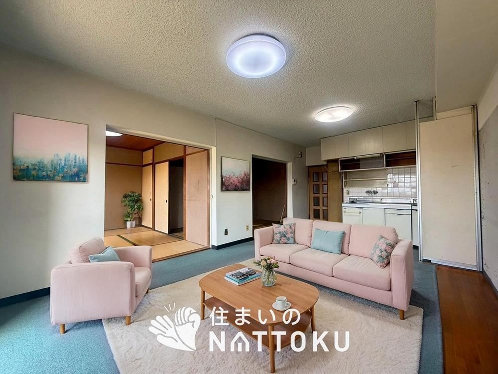 3LDK apartment in Hirakata, Osaka - Photo 1