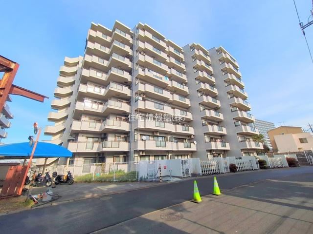 3LDK apartment in Fujisawa, Kanagawa - Photo 1