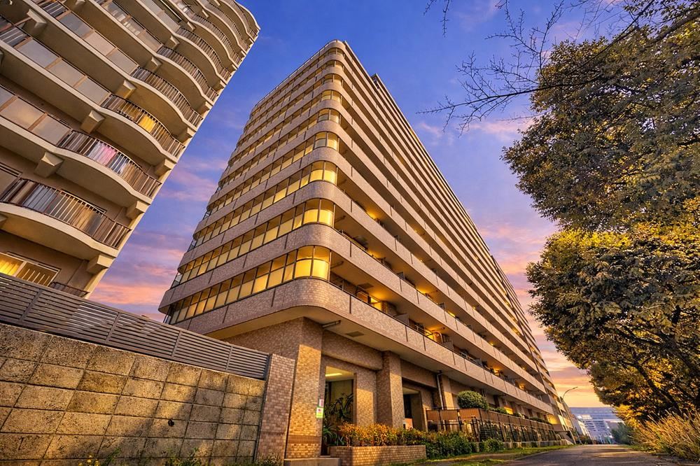 Renovated 3LDK Corner Apartment Near Keisei Inage Station - Photo 1