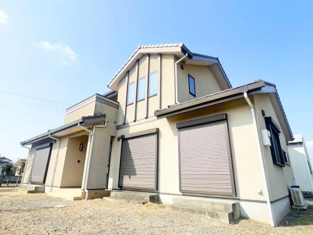 4LDK+S house in Yukuhashi, Fukuoka - Photo 1
