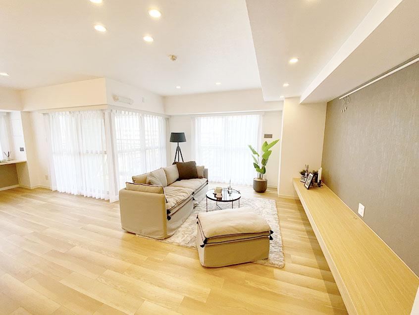Fully Renovated 3LDK Apartment in Honmoku, Yokohama - Photo 1