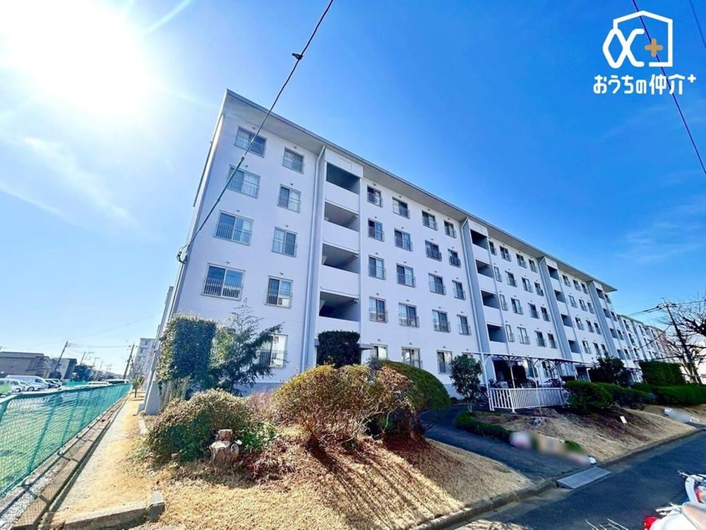 Quiet 3LDK Apartment in Iruma City - Photo 1
