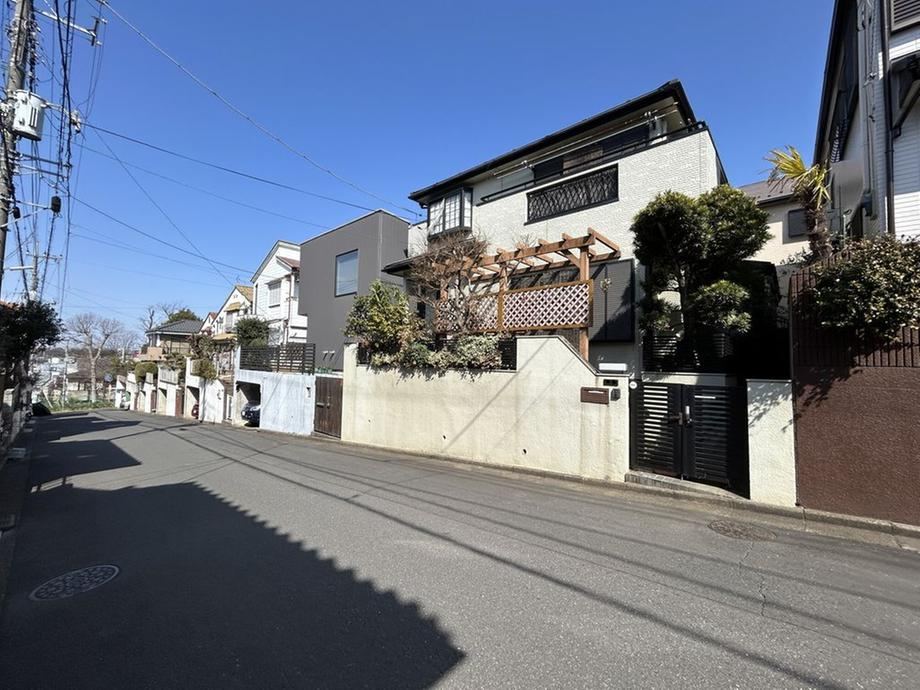 Modern 4LDK House in Katayama - Photo 1
