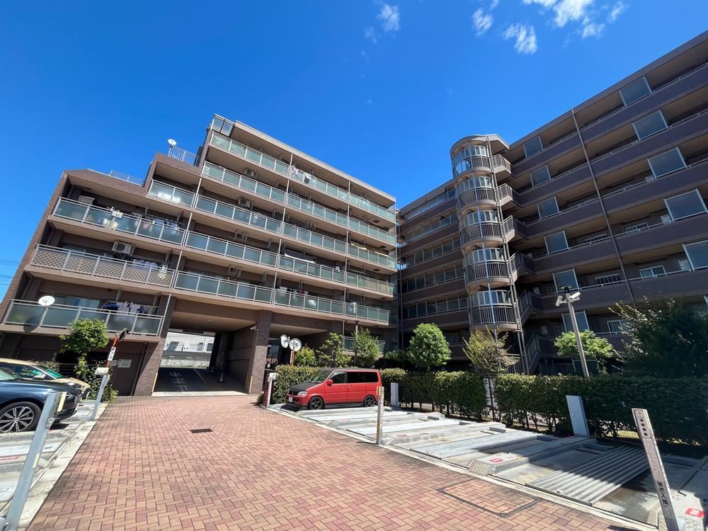 Comfortable 2LDK Apartment in Imasuki - Photo 1