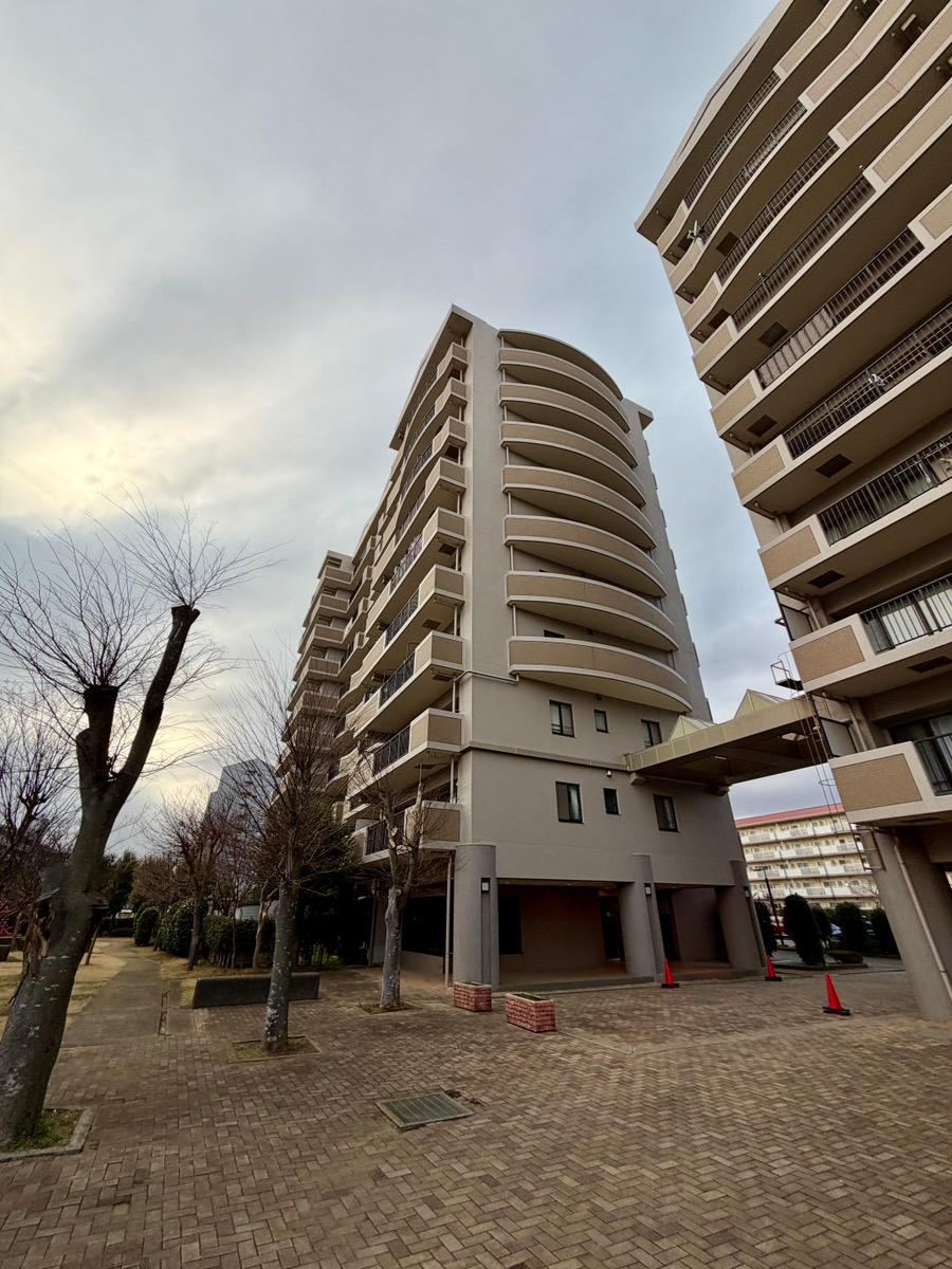 Charming 3LDK Apartment in Inzai - Photo 1