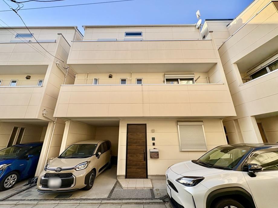 Stylish 3LDK+S House in Minowa-cho, Yokohama - Photo 1