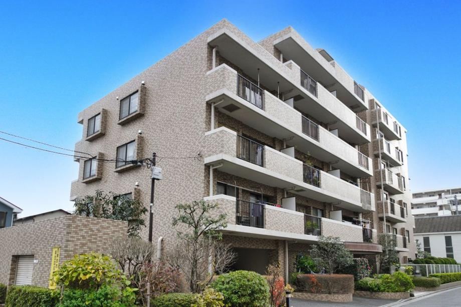 Corner 3LDK Apartment Near Seibu Yanagisawa Station - Photo 1
