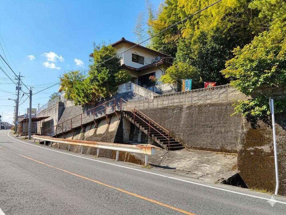 4LDK house in Tsuyama, Okayama - Photo 1