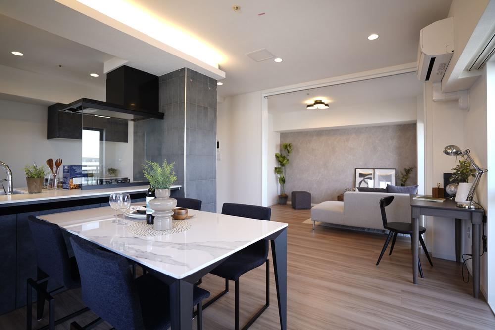 3LDK+S apartment in Kita Ward, Tokyo - Photo 1