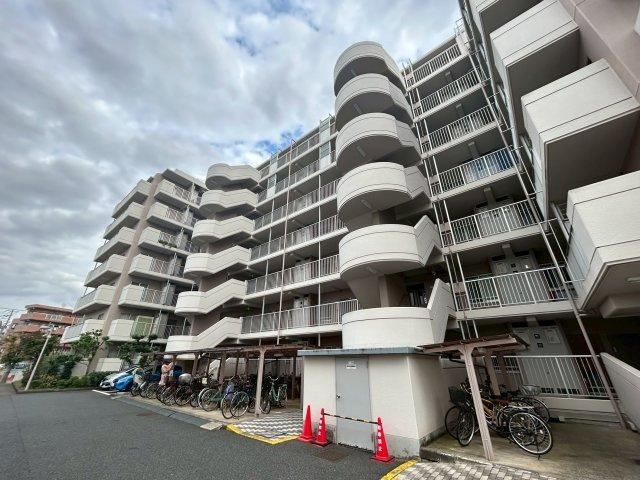 Bright 3LDK Apartment Near Musashi-Urawa Station - Photo 1