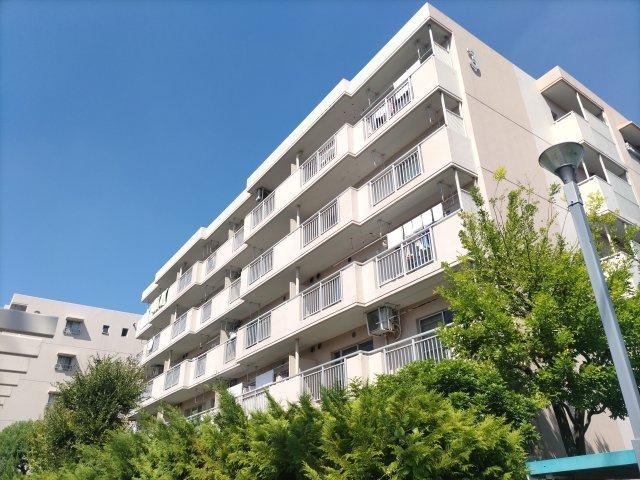 Renovated 4LDK Apartment in Numakage - Photo 1